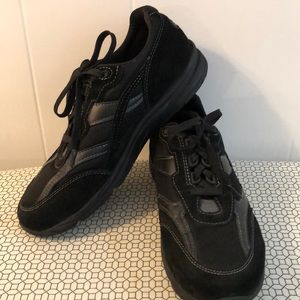 SAS Tour Mesh Gently Worn